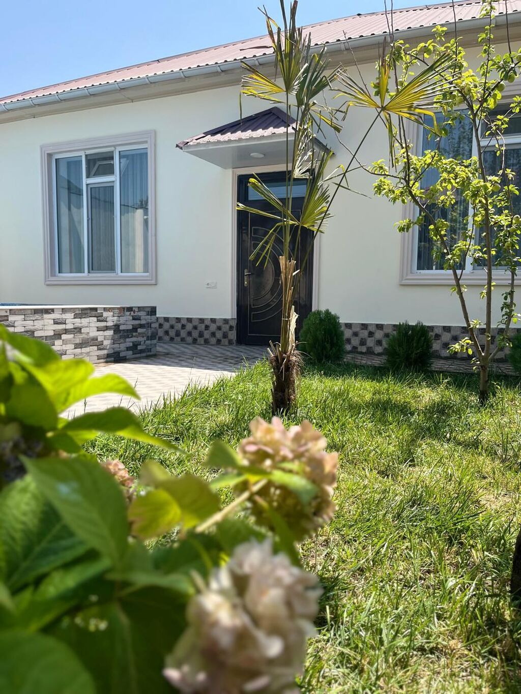 130 kv. m, 4 otaqlı, Kombi, Qaz, İşıq