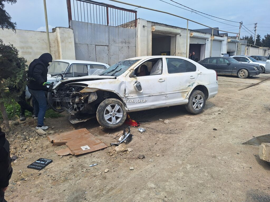 Şkoda okdaviya qezalı ili 2011 mator 1.6 matorda karofqada bir