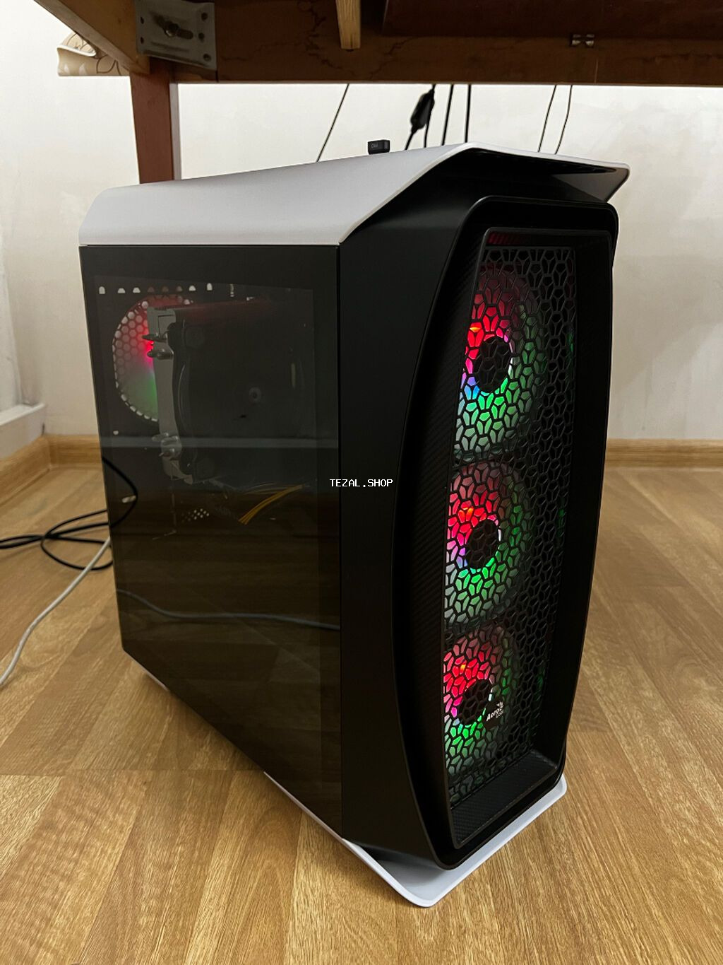 Salam dəyərli alıcı. Onu deyimki bu case bildiyin papulyar oyunları