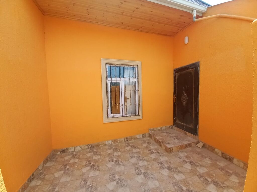 Binəqədi qəs. 3 otaqlı, 70 kv. m, Kredit yoxdur, Yeni təmirli