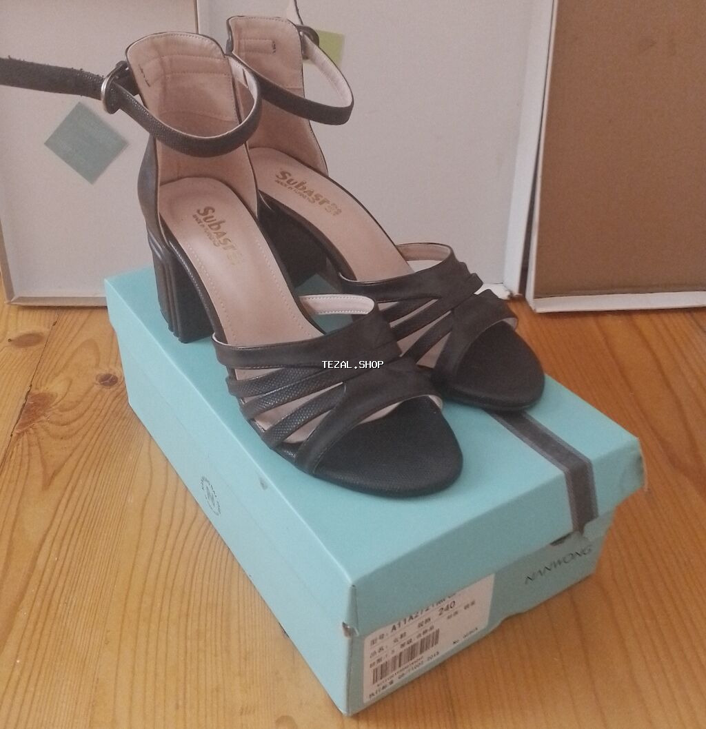 Ölçü: 38, rəng - Qara, İşlənmiş