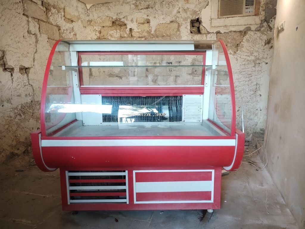 Vitrin soyuducu satılır işlək vəziyyətdə. Ölçüsü 1metr 20 sm. Qiymət