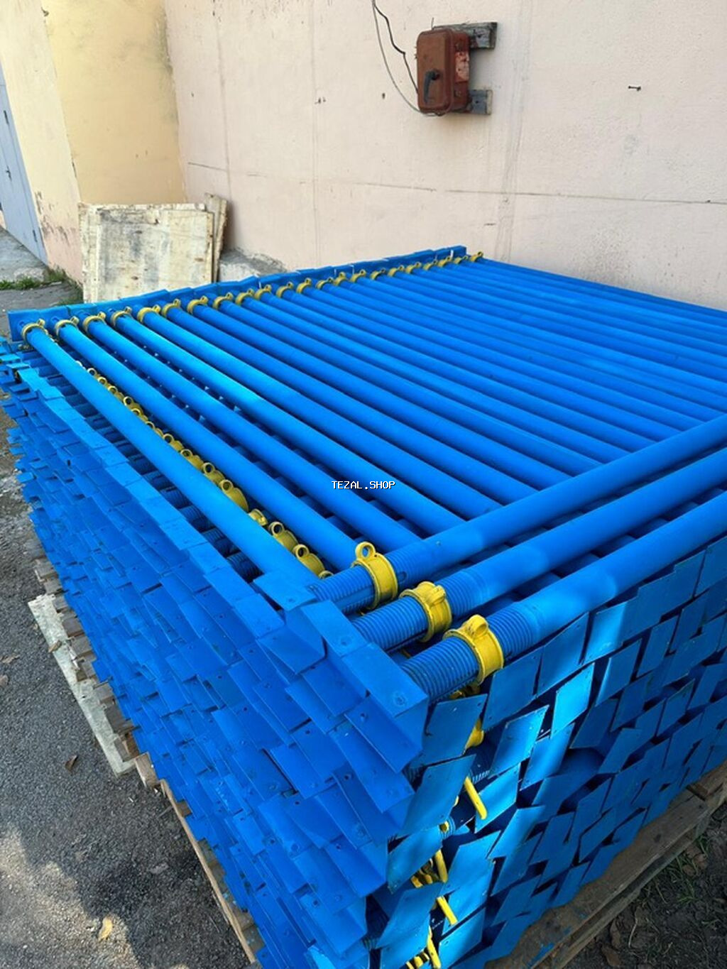 Məhsul: Dəmir dirək (teleskopik inşaat dirəyi) metal,dirək Təsvir: -