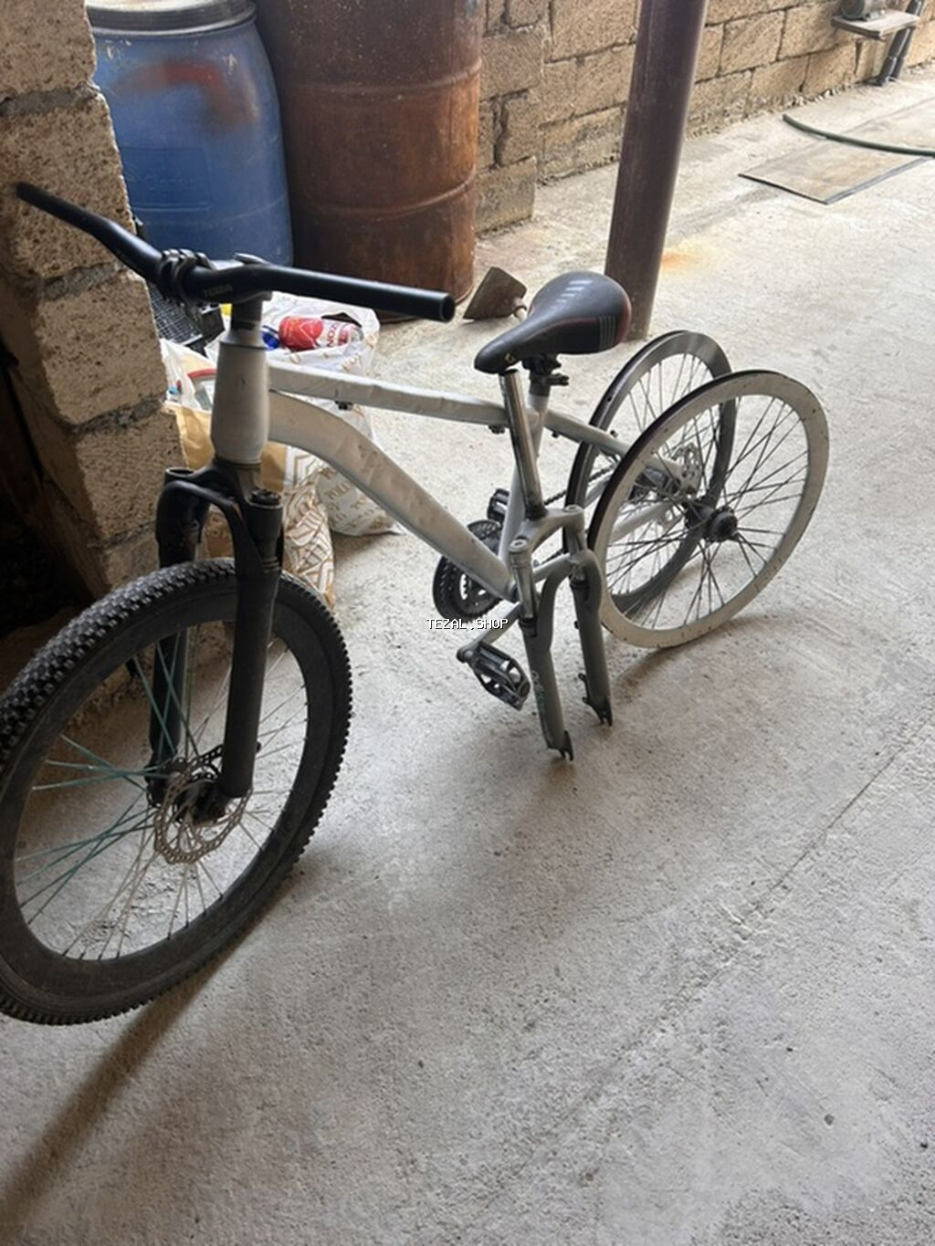 Velosiped 24lukdur artiq qabag disk verilecek superi yoxdur ama
