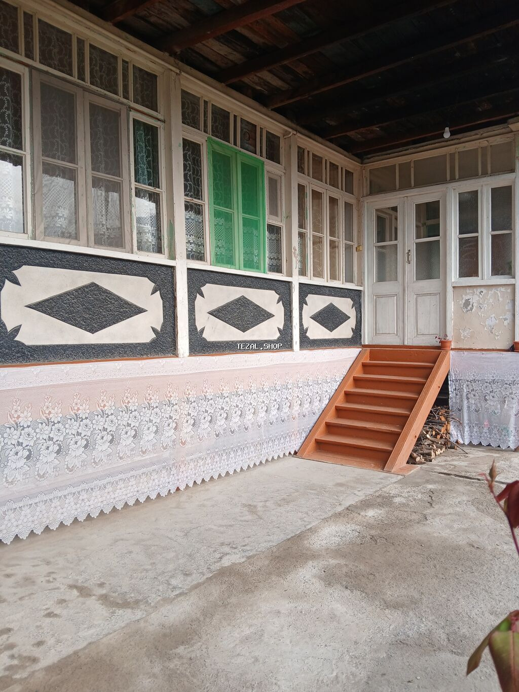 100 kv. m, 3 otaqlı, Su