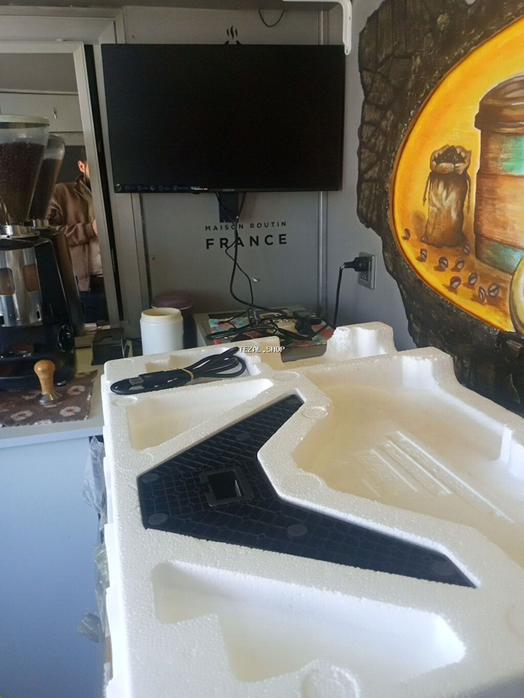 Jbl kalonka 80 Tvstick 80 Monitor 280azn 144HZ 68.5 27 İNCH TƏCİLİ