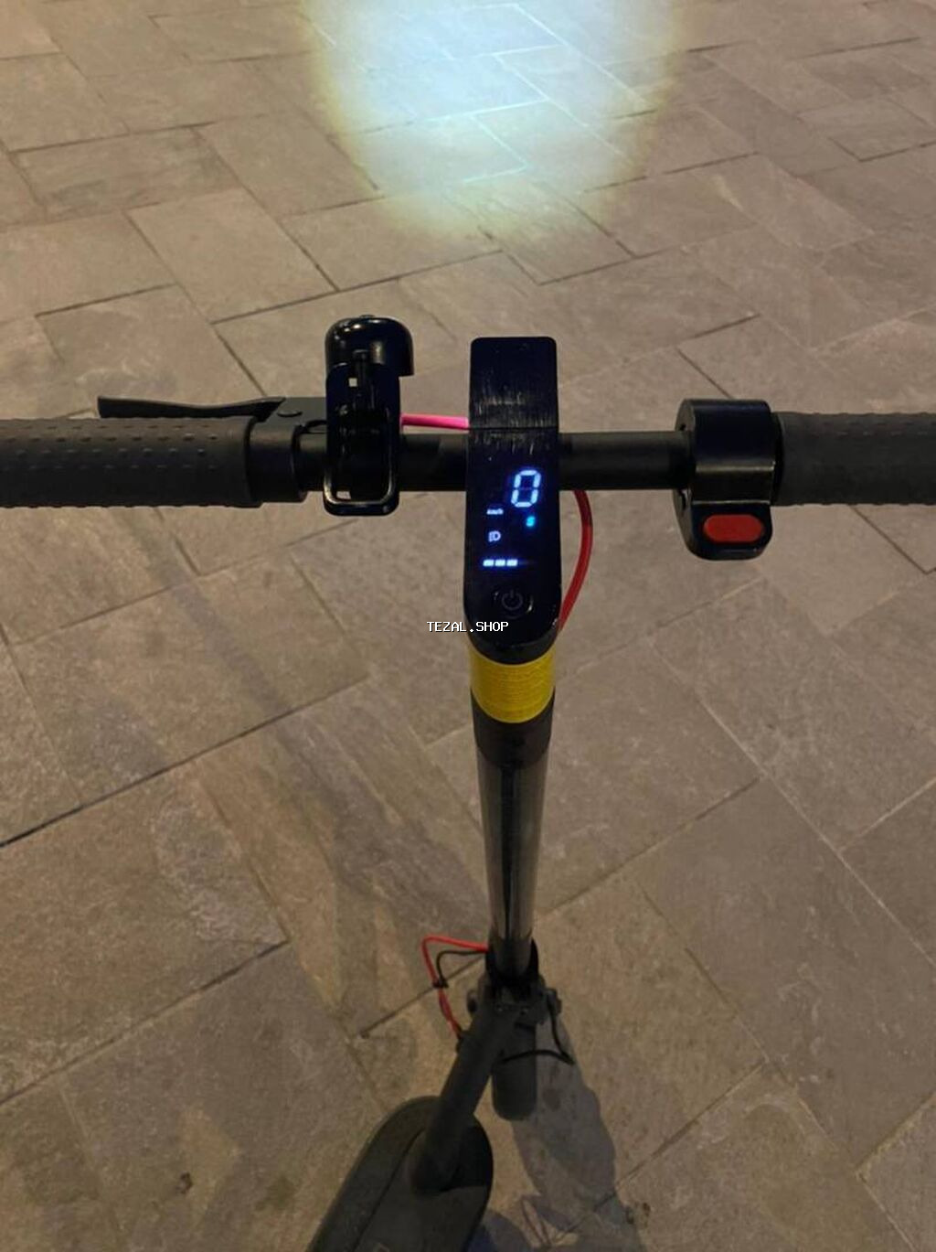 İşlənmiş Elektrik samokat 11", 501 - 750 Vt, 16 - 25 km/s