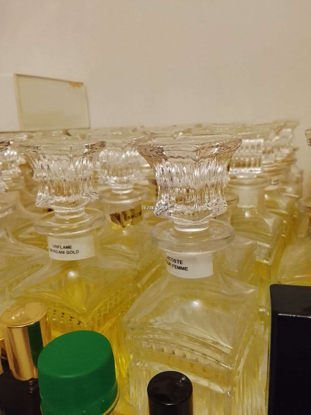 150 cewid etir var 100ml. Dukana aid butun levazimatlar var vitrin