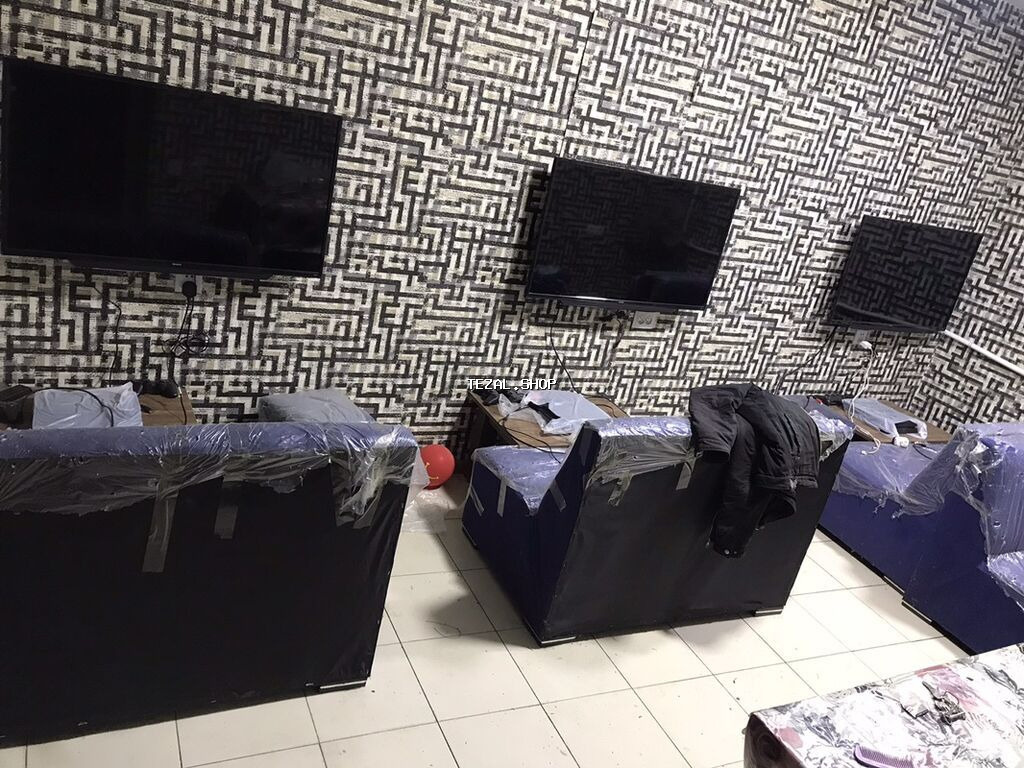 PlayStation klub avadanlıqları paketi Tərkib: - Divara quraşdırılmış