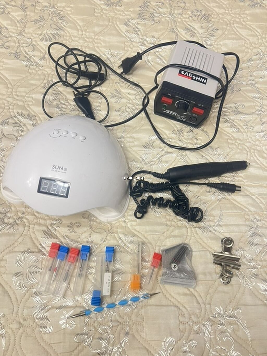 Manikür üçün tam avadanlıq dəsti - UV/LED lampa: SUN model, üst