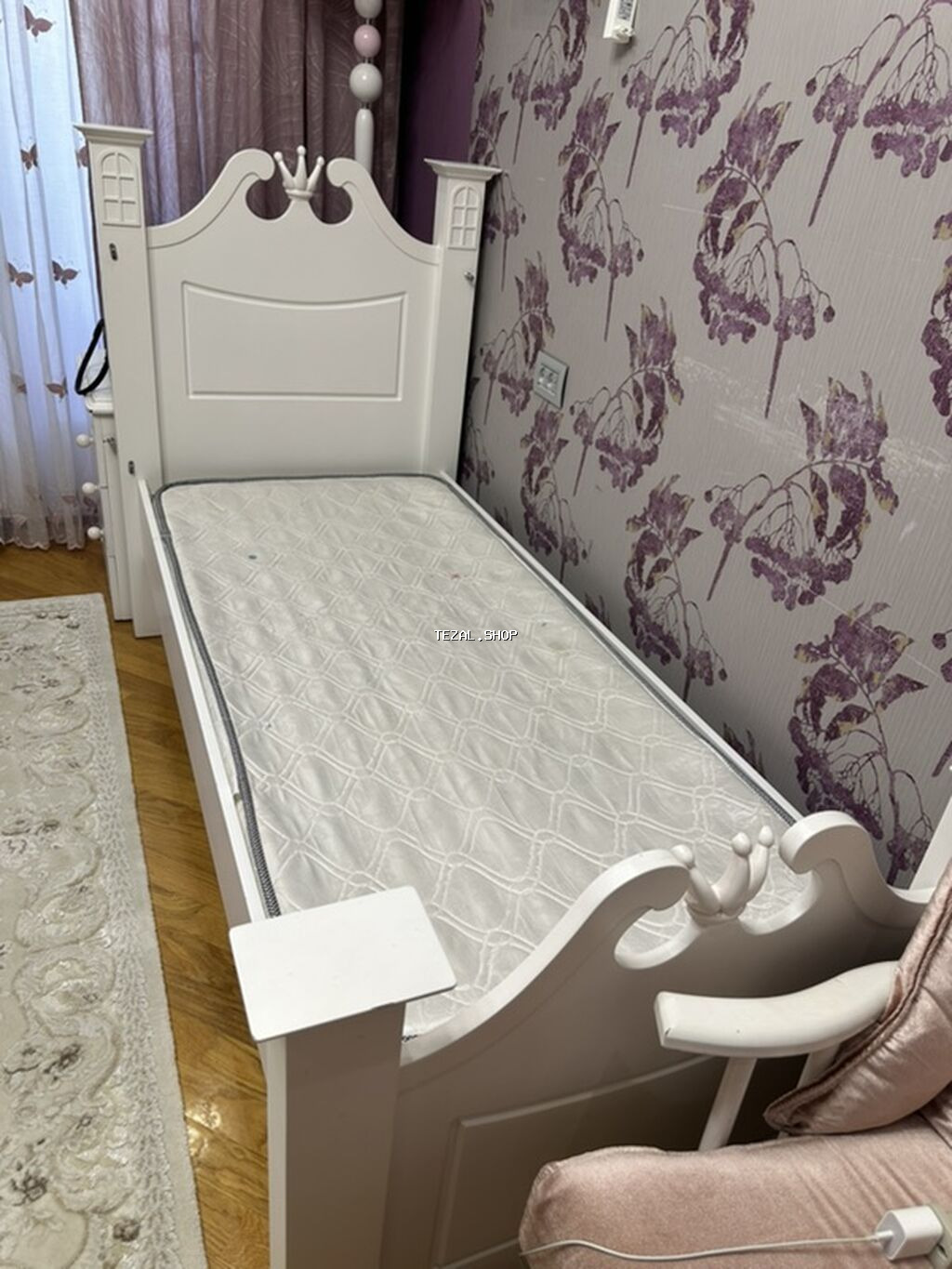 Qız üçün, İşlənmiş, Təknəfərlik çarpayı, Komod