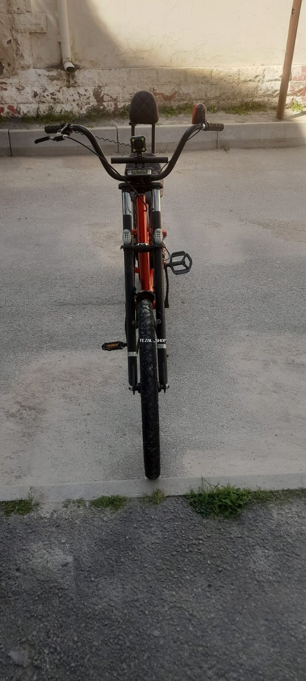 Uşaq/yeniyetmə üçün kruizer tipli velosiped - Rəng: narıncı gövdə