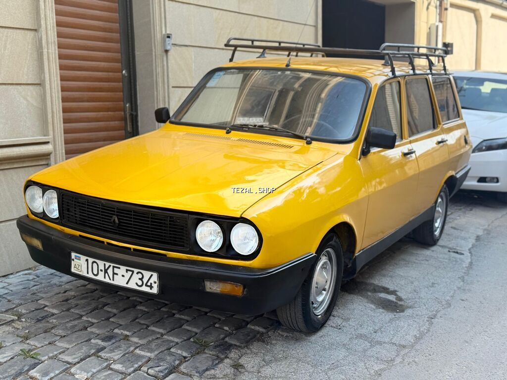 Renault 12 Break (universal) – sarı rəngdə, klassik dizaynlı