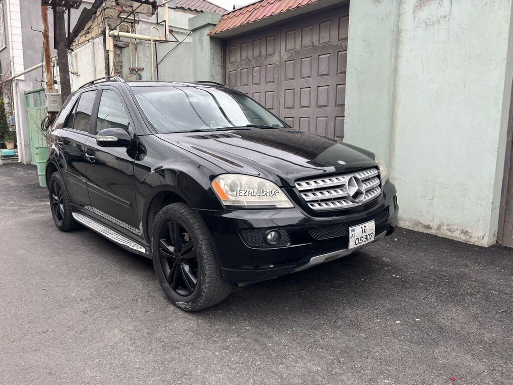 Mercedes-Benz ML 350: 3.5 l | 2006 il Ofrouder/SUV