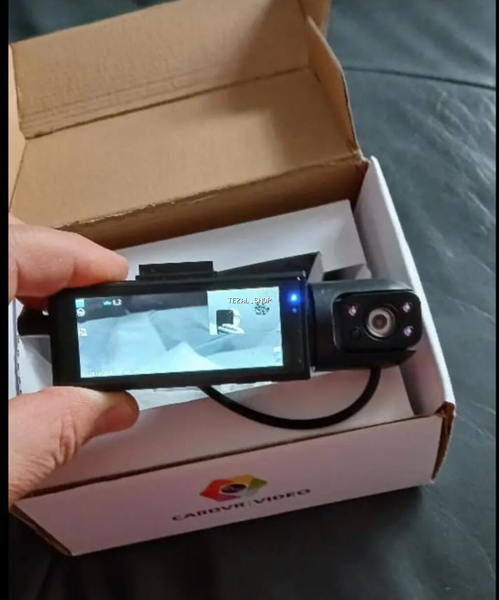 1080P iki linzalı avtomobil DVR kamerasi Xüsusiyyətlər: - Ön və arxa