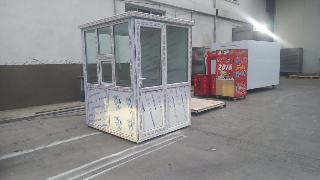 MÜHAFİZƏ KABİNİ. MÜHAFİZƏLƏR ÜŞÜMƏSİN. KƏYFİYYƏTLİ. SƏRFƏLİ