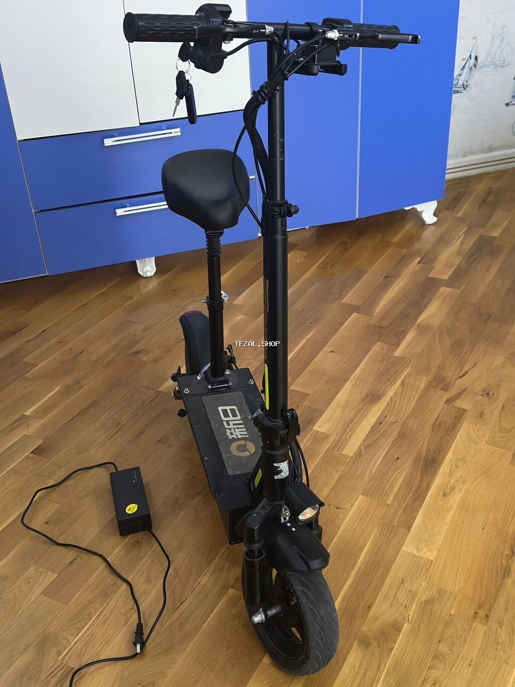 İşlənmiş Elektrik samokat 12", 501 - 750 Vt, 36 - 45 km/s, Ünvandan götürmə