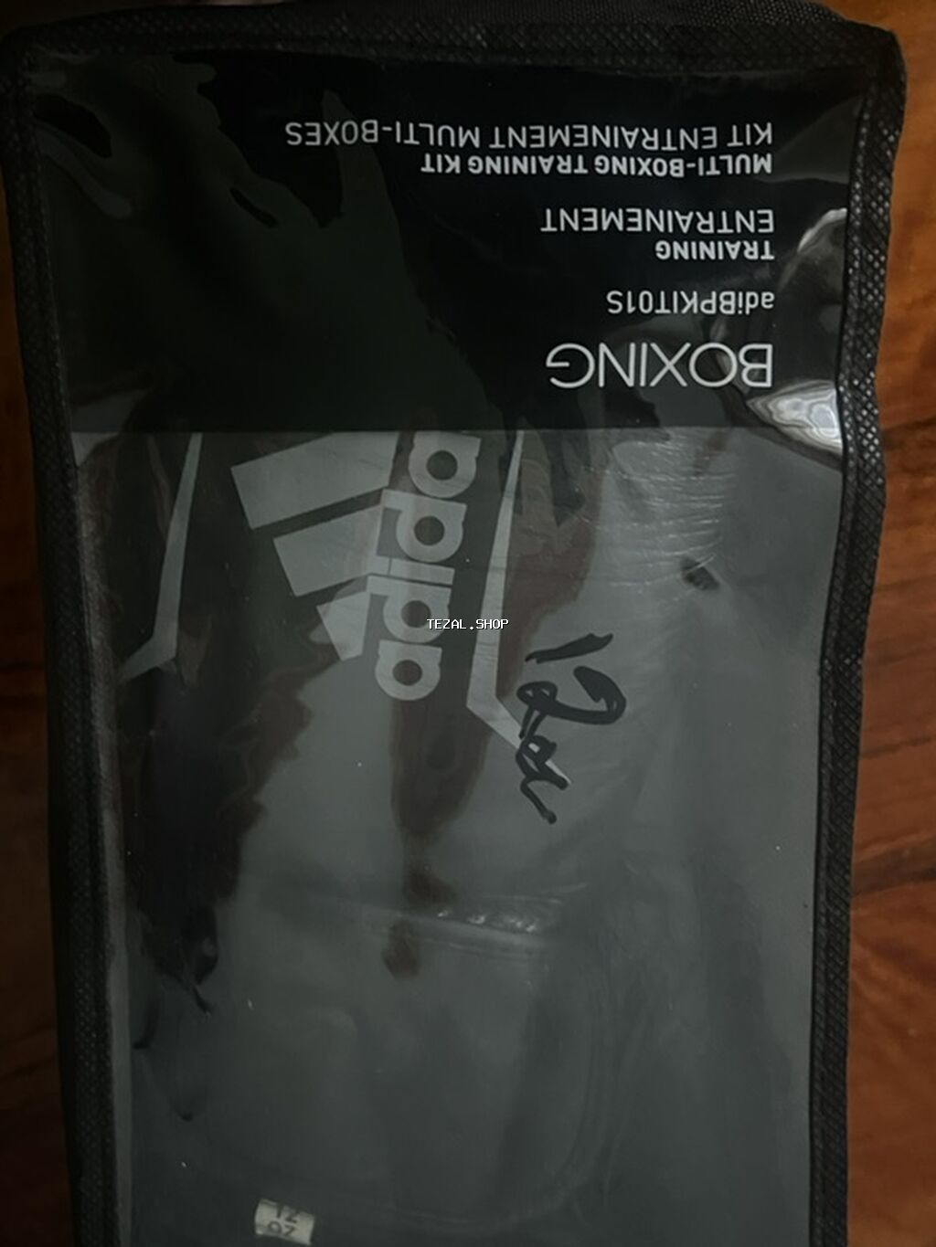 Adidas boks əlcəkləri – Multi Training Kit - Rəng: qara - Material