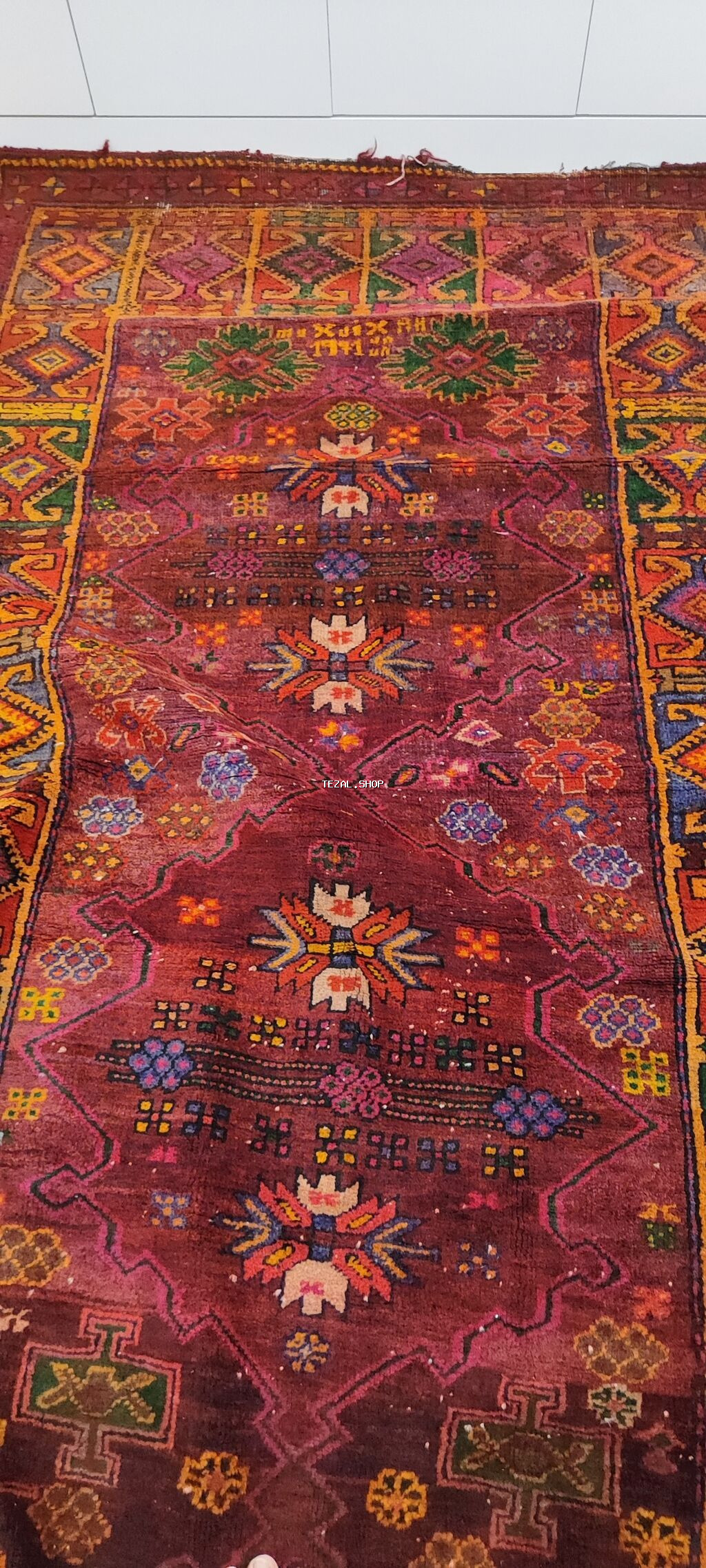 Xalça – əl toxuması, şərq üslublu, zəngin naxışlı - Rəng palitrası