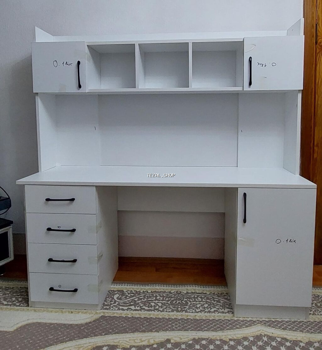 Düz masa, Stulsuz, Polkalı, Siyirməli, Rusiya, Sadə laminat