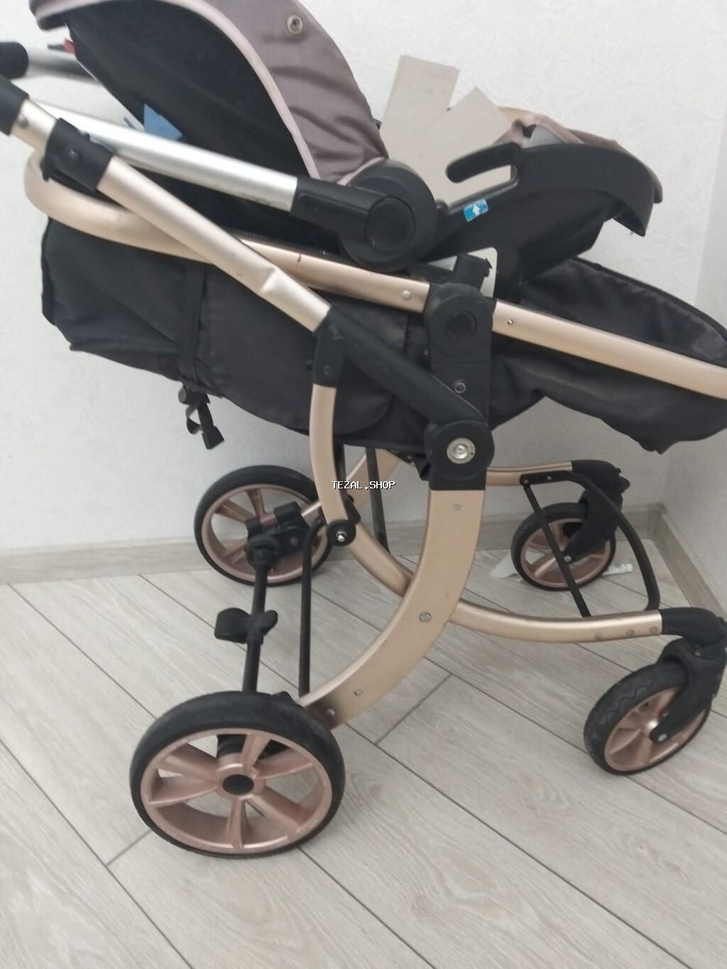 2-i 1-də araba, Bebeto, Ünvandan götürmə