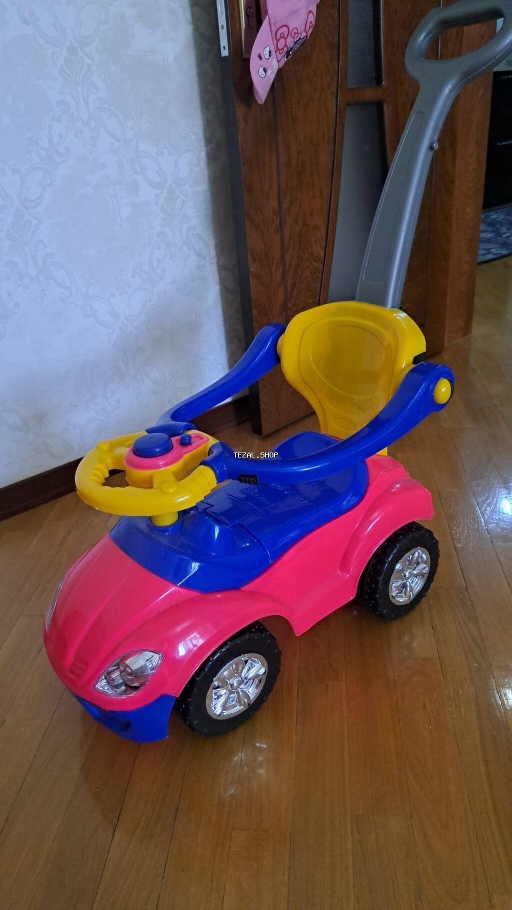 Uşaq üçün itələmə/ayaqla sürmə maşını - Rənglər: çəhrayı, mavi, sarı