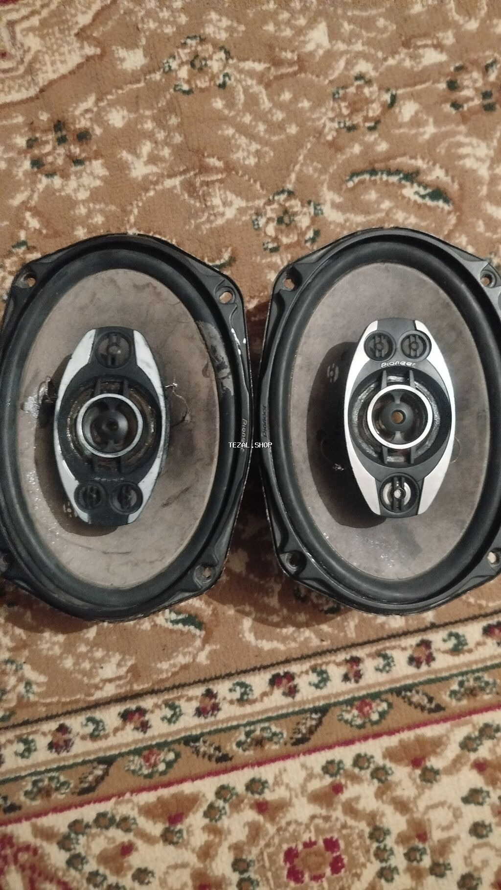 Salam.600 içi zərli kalonka,Bir dəfə açılıb içi təmizlənib birdə