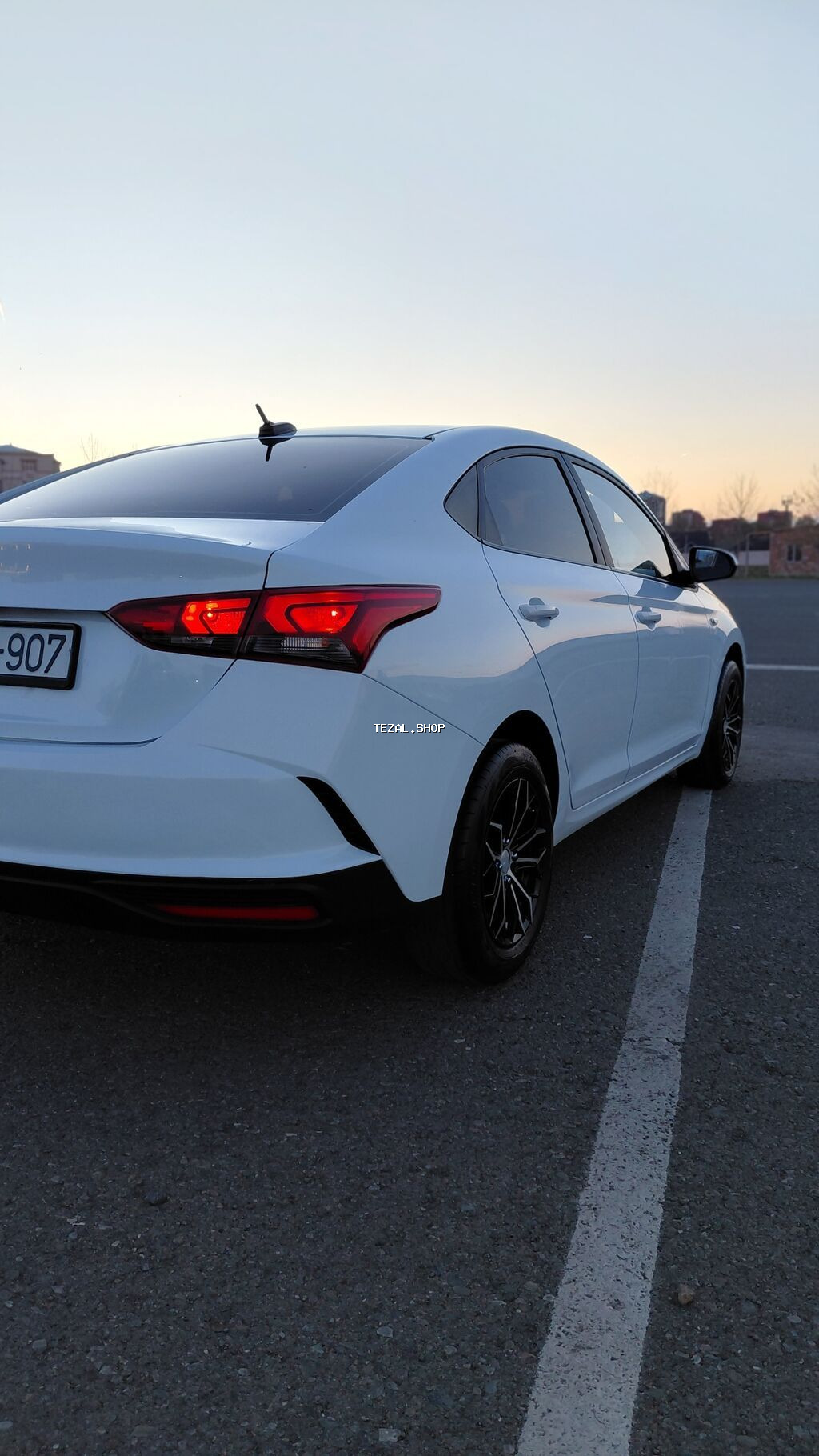 Hyundai Accent: 1.6 l | 2021 il Sedan