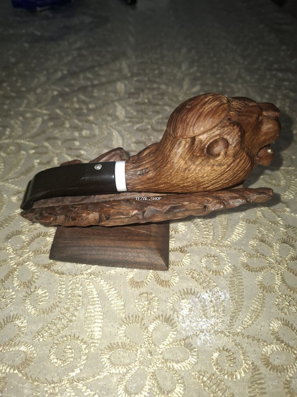 Taxta siqaret qəlyanı (papaqlı), şir fiqurlu - Material: tamamilə