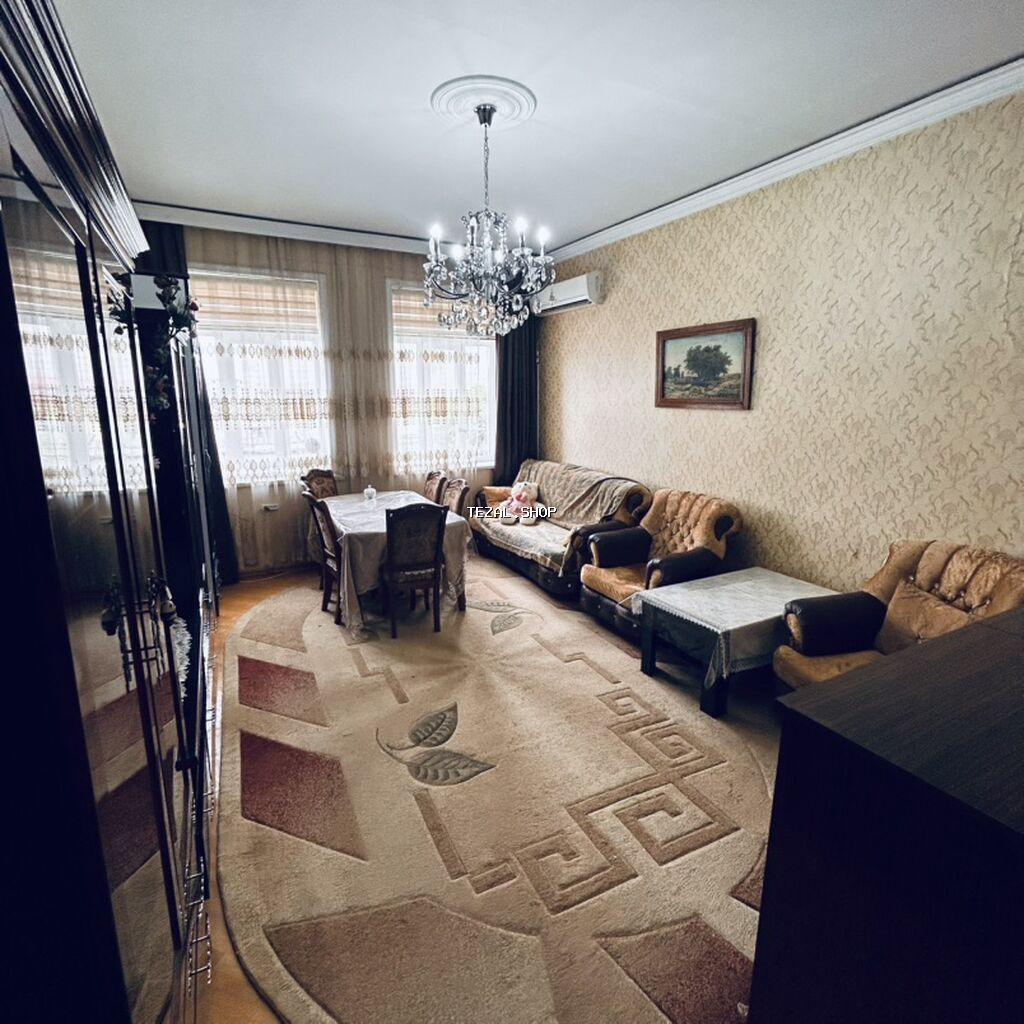 2 otaqlı mənzil – geniş və işıqlı zal, yataq otağı, ayrıca mətbəx və