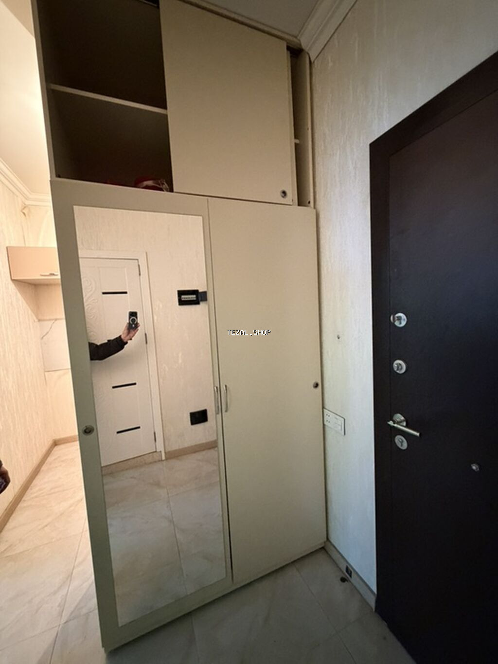 Dəhliz dolabı və mətbəx mebeli dəsti Dəhliz üçün qarderob: - Rəng