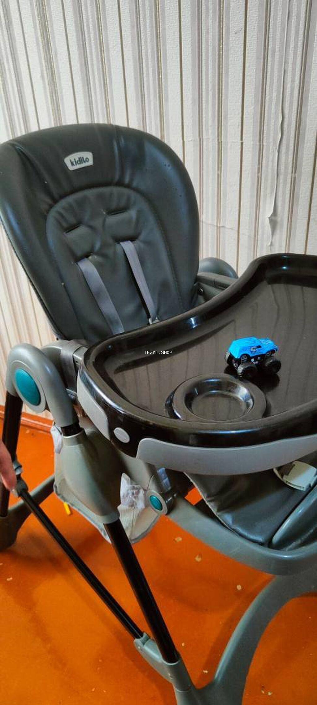 Normal vəziyyətdə həm yellənir, həm uzanır, neçə cür formaya dəyişir - şəkil 2