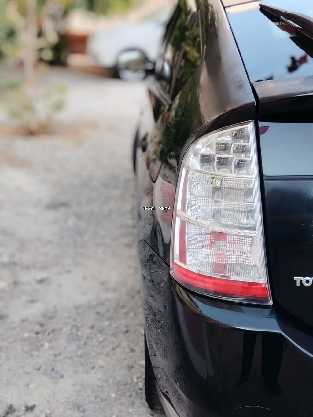 Toyota Prius (ikinci nəsil, liftback, hibrid) - Rəng: qara - Korpus