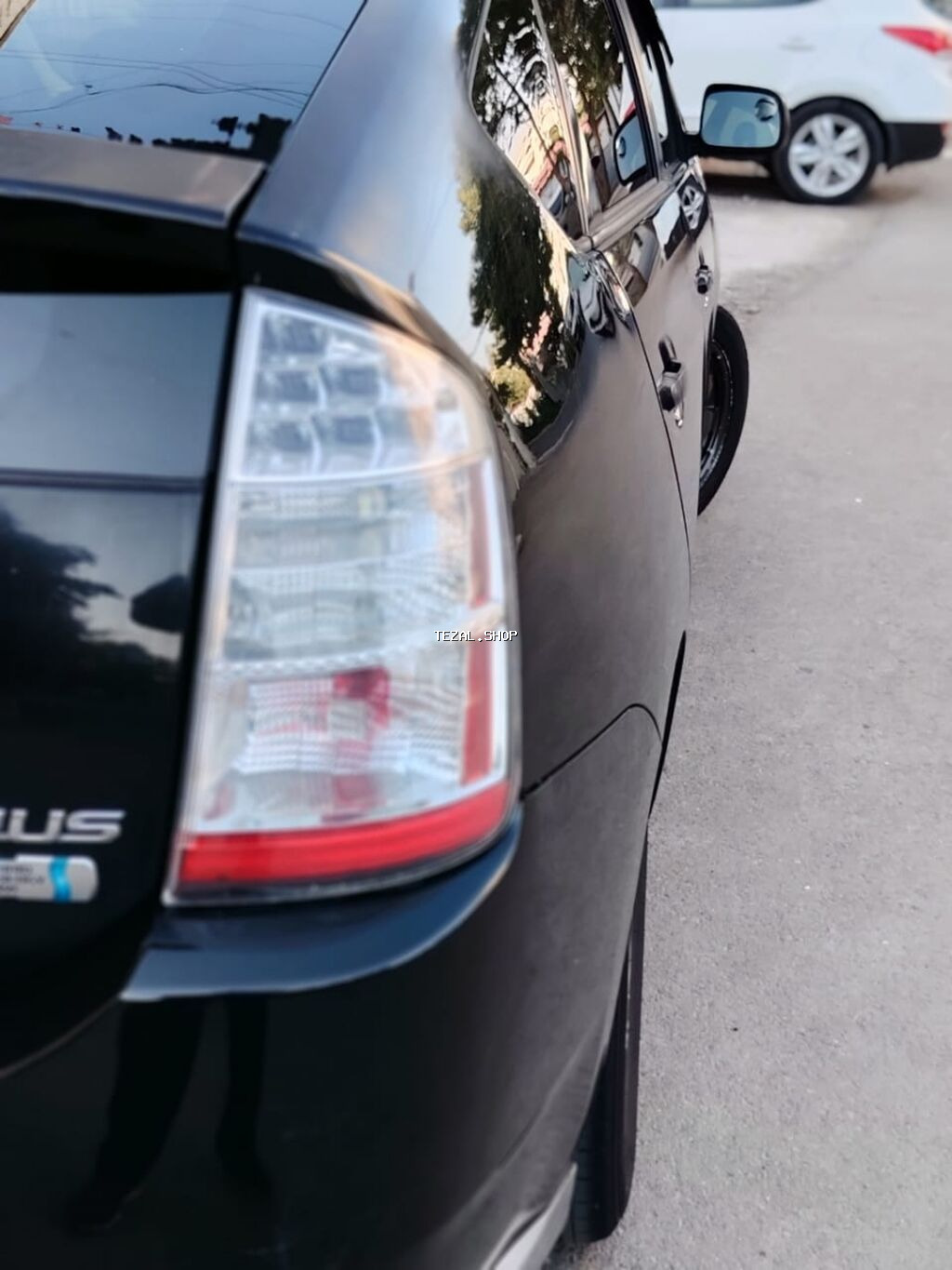 Toyota Prius (ikinci nəsil, liftback, hibrid) - Rəng: qara - Korpus - şəkil 2