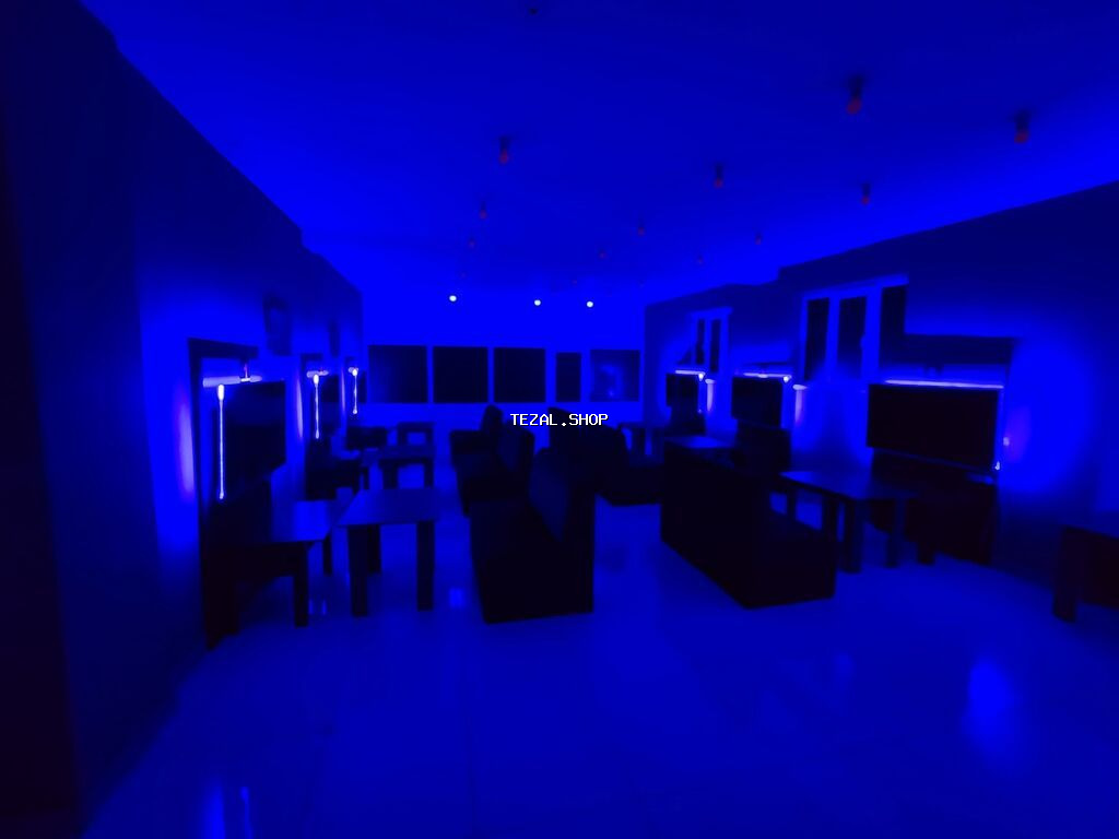 PlayStation oyun zalı – rahat lounge və neon dizayn Hazır Biznes