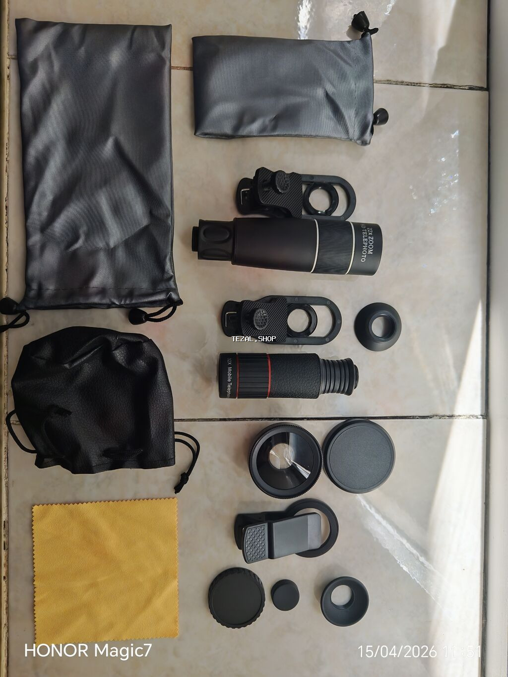 •Professional Smartfon Linza Dəsti (22X və 32X Zoom + 0.45X Super Wide