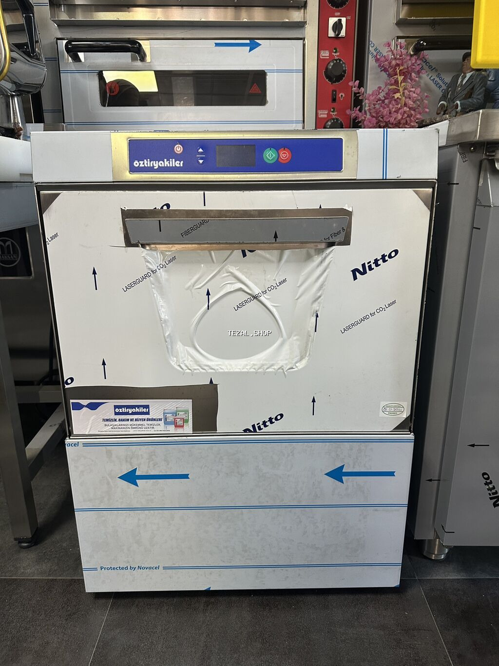 Qabyuyan maşın Kompakt, Ayrıca dayanan, Yeni