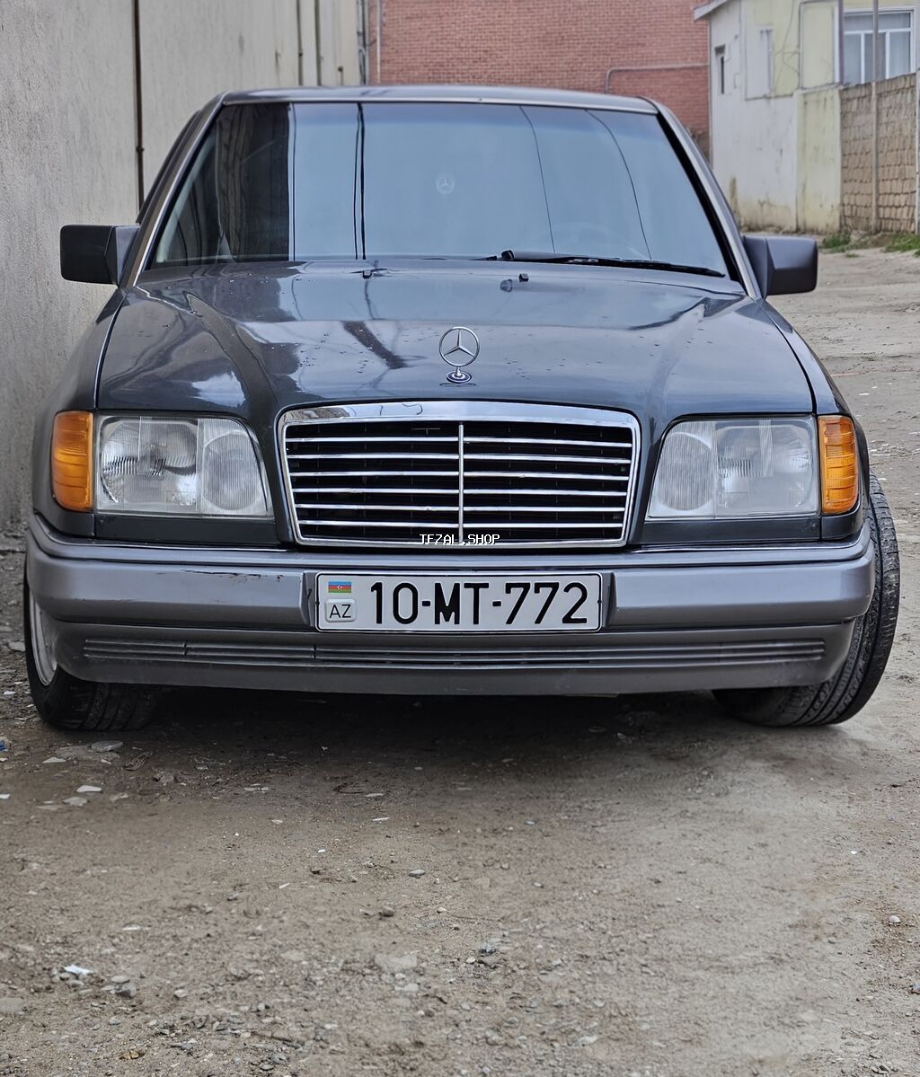 Mercedes-Benz W124: 2 l | 1994 il Sedan