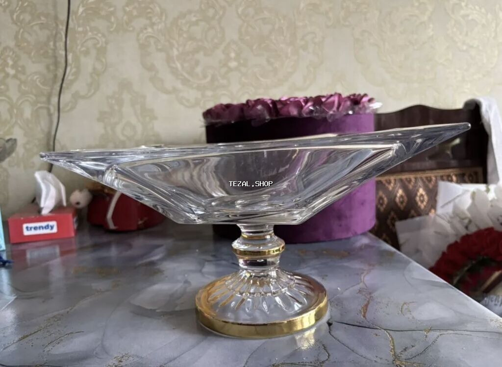 Meyve qabi . Yenidir qutusundadir . Modern tiplidir