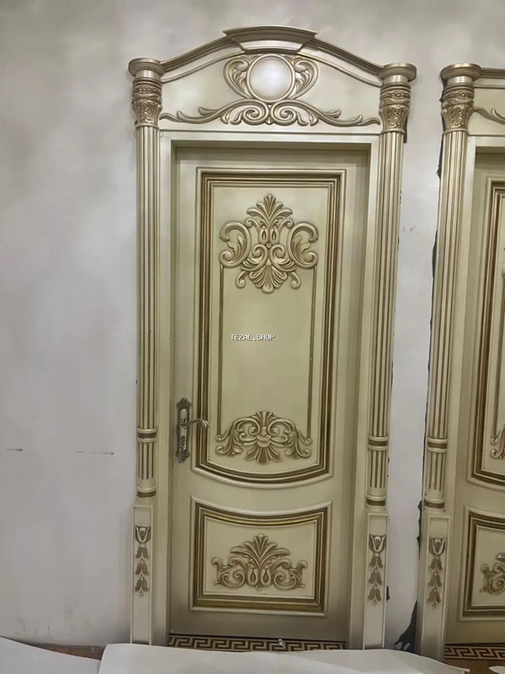 Klassik üslubda interyer qapısı - Dizayn: Barokko/Rokoko