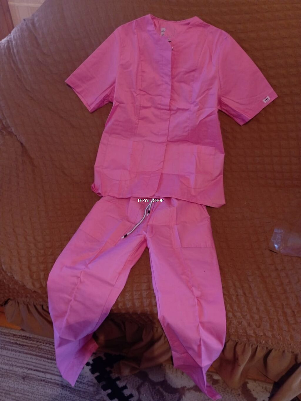 Tibbi geyim və ayaqqabılar, Hər bir dəst 20 azn Tibbi ayaqqabılar 15