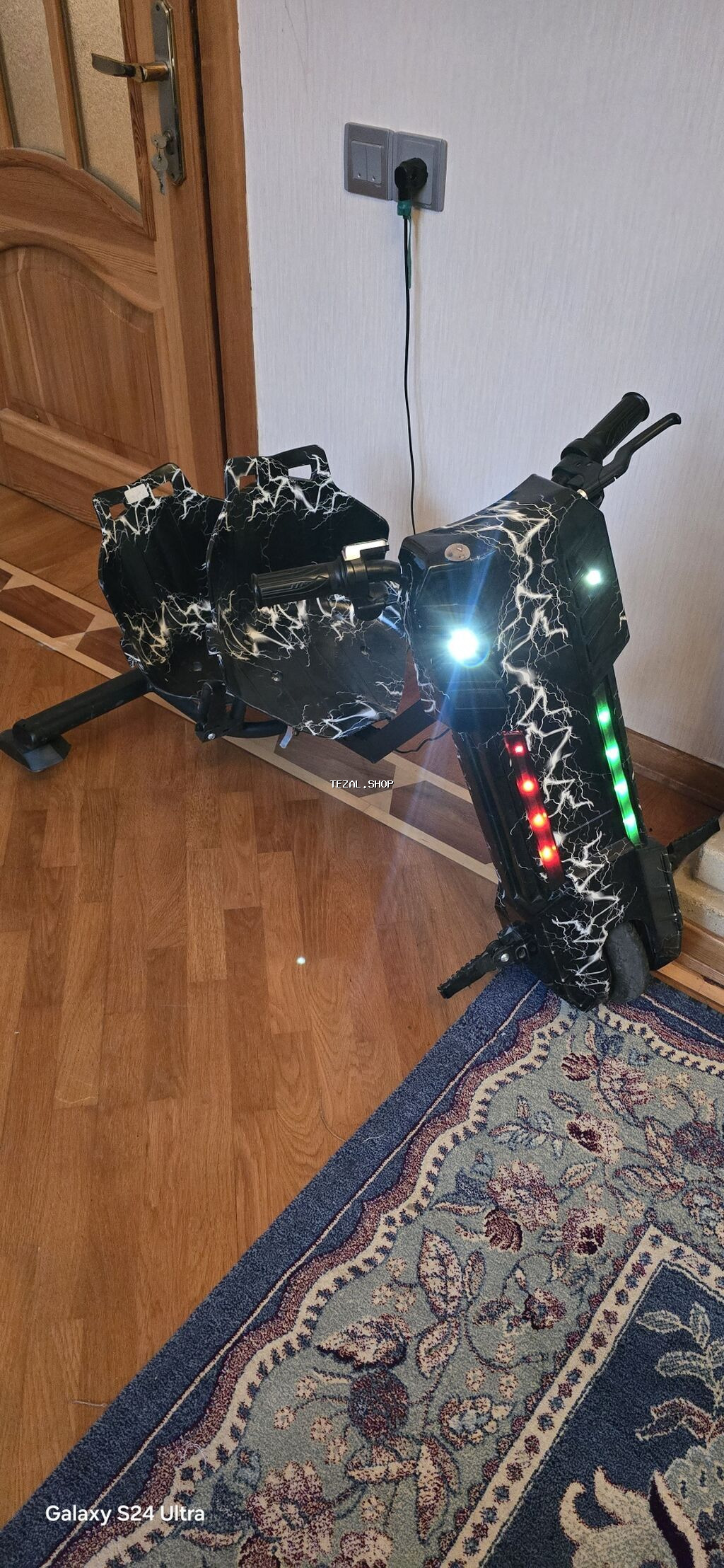 Elektrikli drift kart (hoverkart) – güclü LED işıqlar və “şimşək”