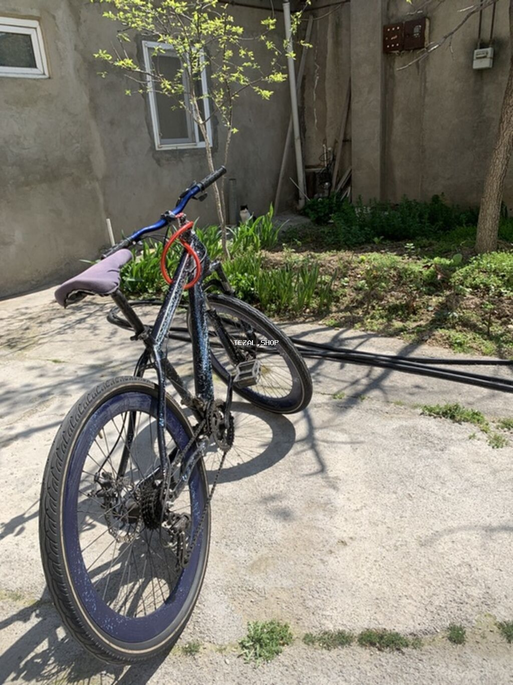 Tam ideal dı pula ehtiyac olduqu üçün satıllr her birşeyi işləkdir