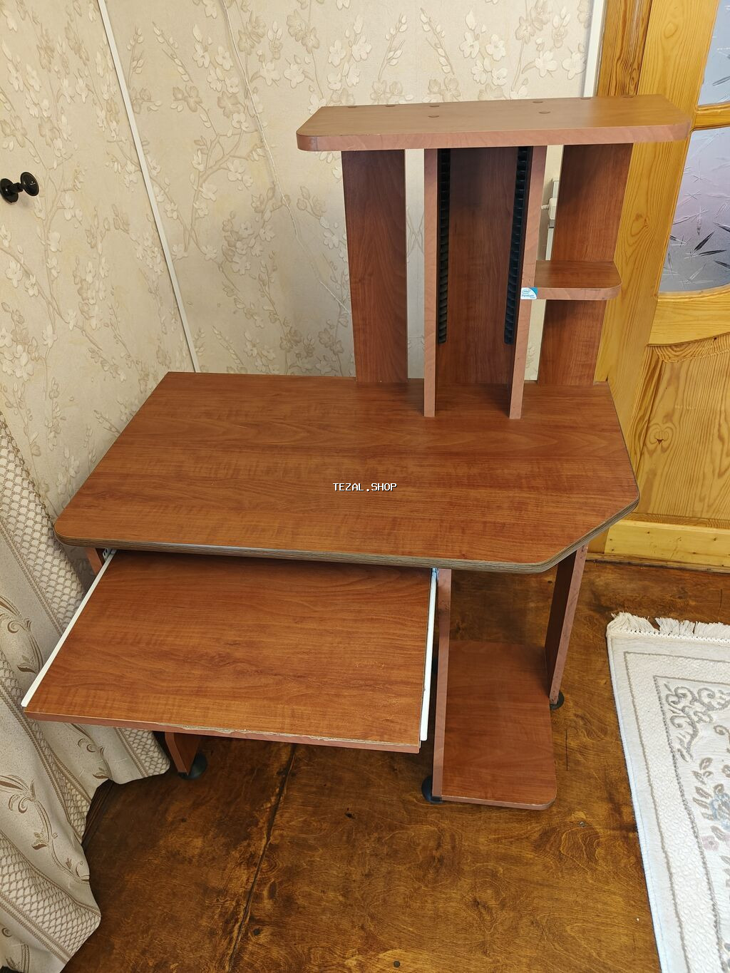 Düz masa, Polkalı, Siyirməsiz, Teksturalı laminat, Zəmanətsiz, Kredit yoxdur - şəkil 2