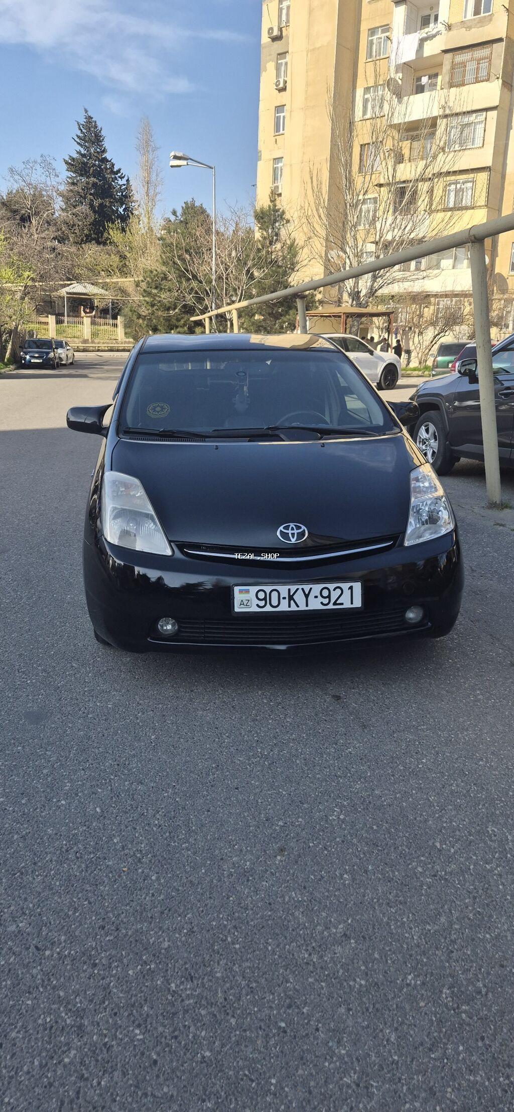 Balaca maşın varımdır.hara nəsə lazım olsa ünvanlara çatdırılma edə