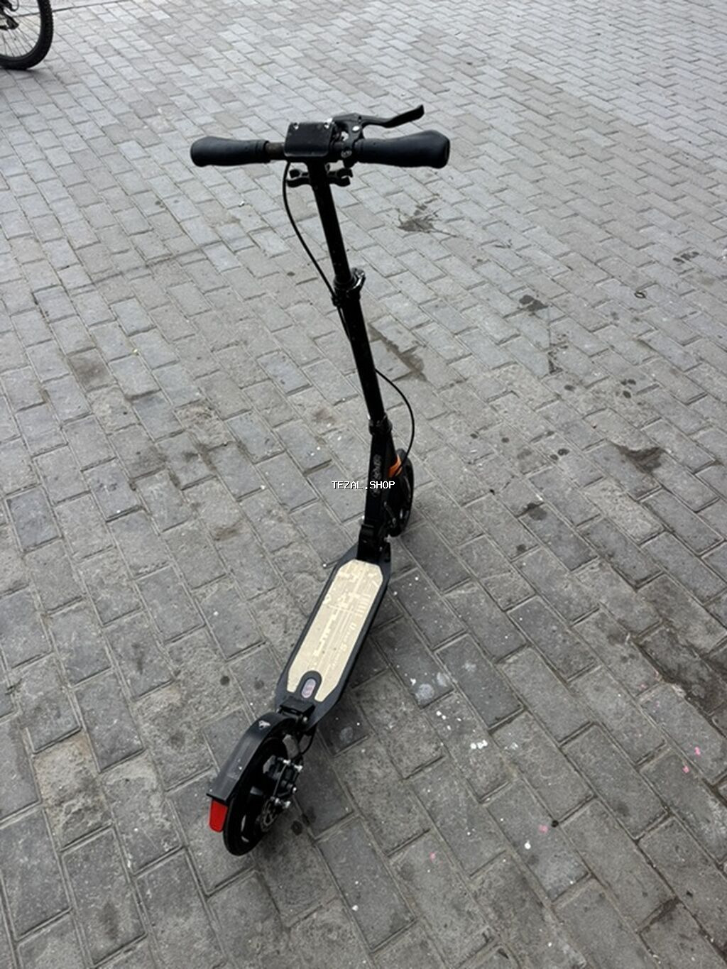 Şəhər skuter - Kompakt və qatlanan dizayn – daşımaq və saxlamaq