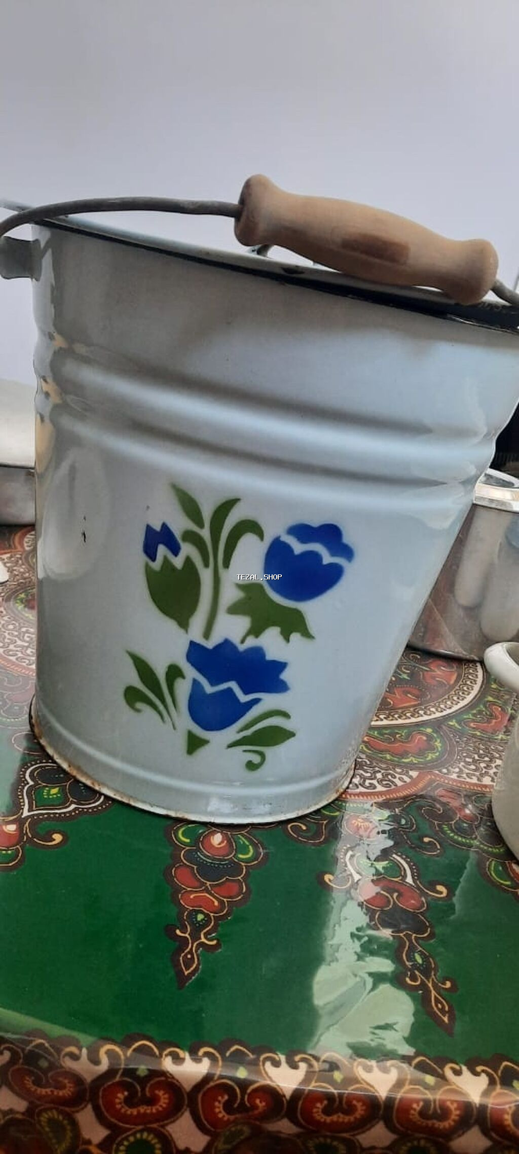 Melumat ucun nomreyle elaqe saxlayin