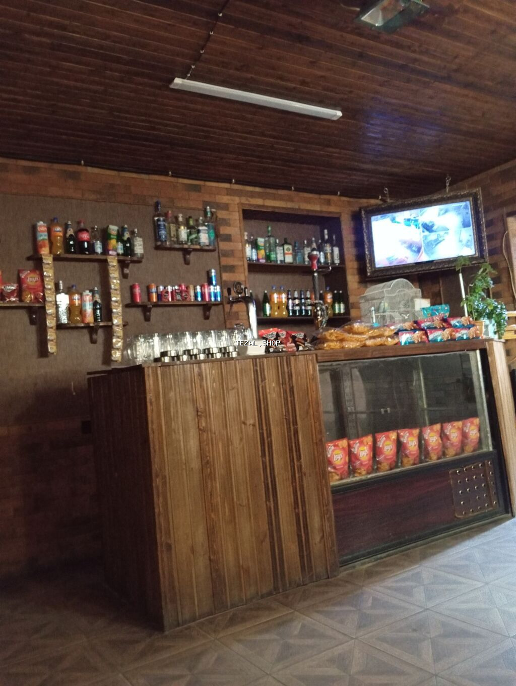 Ofisiant tələb olunur, Pivə barı, Gündəlik ödəniş