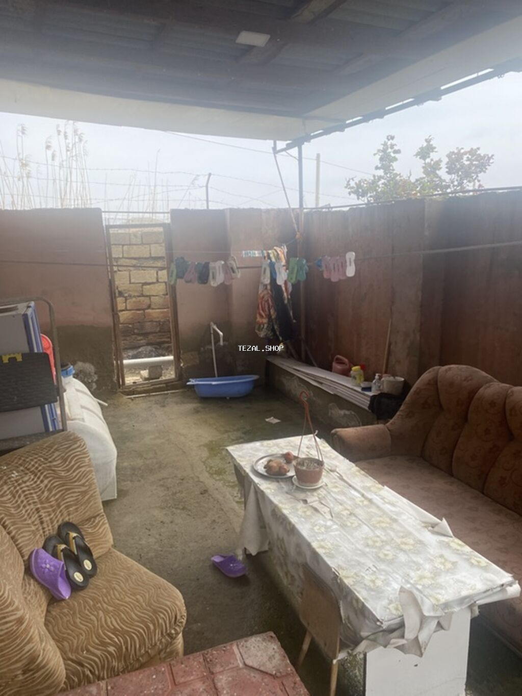 Həyət evi – həyət və daxili məkanlarla - Qapalı həyət: üstü örtülü