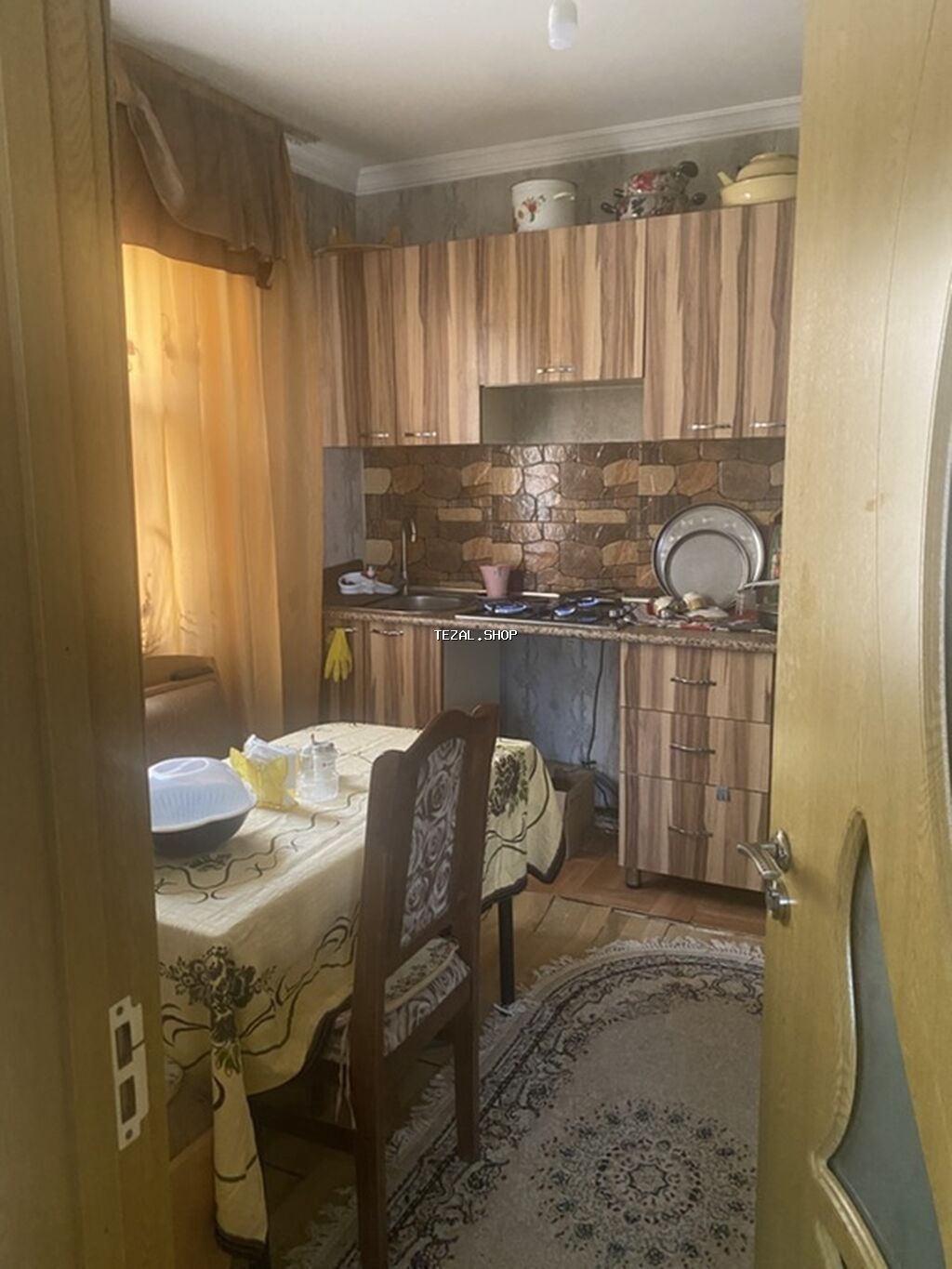 Həyət evi – həyət və daxili məkanlarla - Qapalı həyət: üstü örtülü - şəkil 4